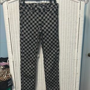 White House Black Market Black slim ankle Pants size 6